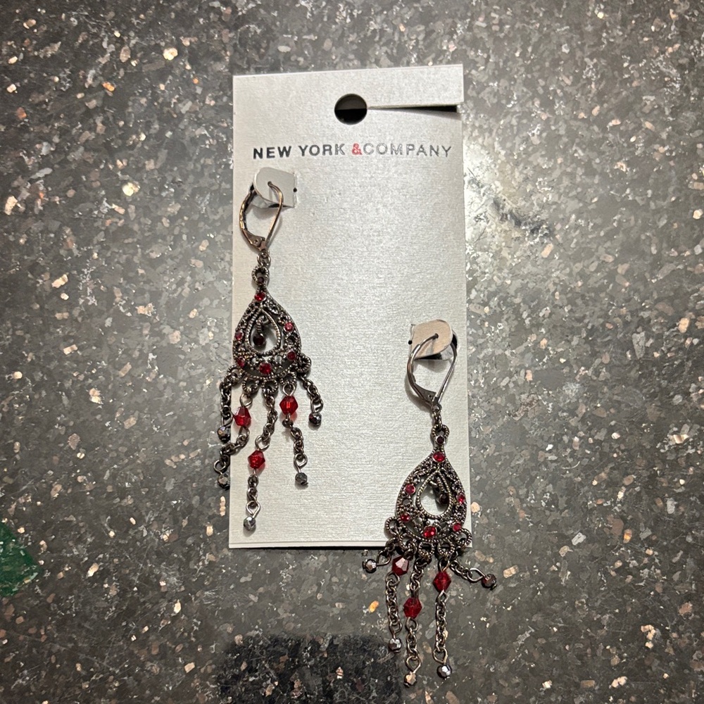 New York and Company chandelier, earrings, metallic, black & red new